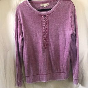 Super soft, comfy shirt.